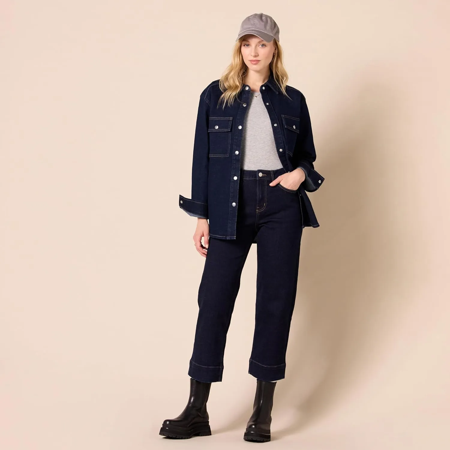 Amazon Essentials Women's Oversized-Fit Heavyweight Denim Shirt Jacket