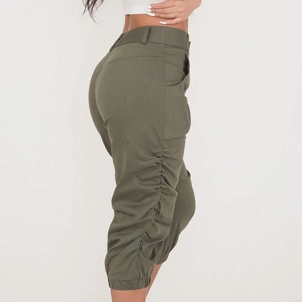 Cargo Capris for Women 2025 Summer Plus Size Casual Elastic Waist Cropped Pants Lightweight Comfy Capri with Pockets
