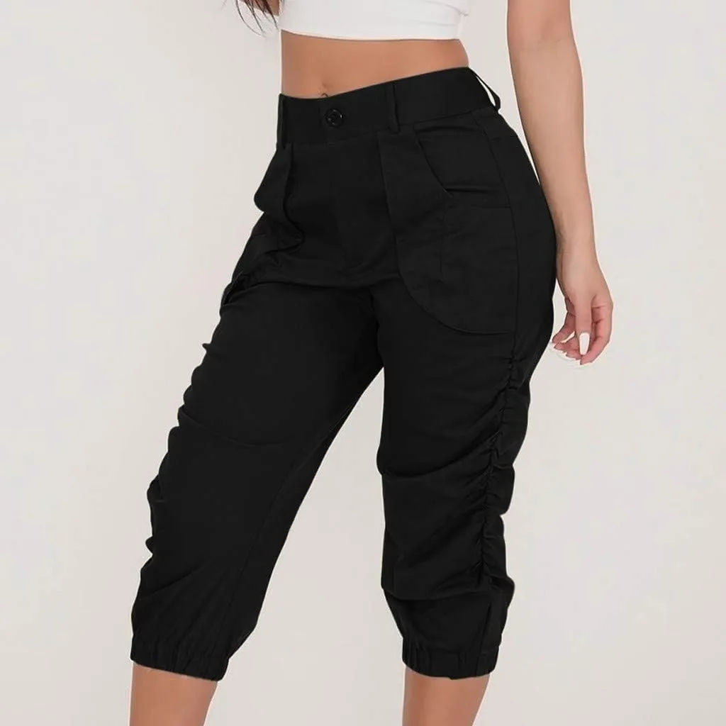 Cargo Capris for Women 2025 Summer Plus Size Casual Elastic Waist Cropped Pants Lightweight Comfy Capri with Pockets