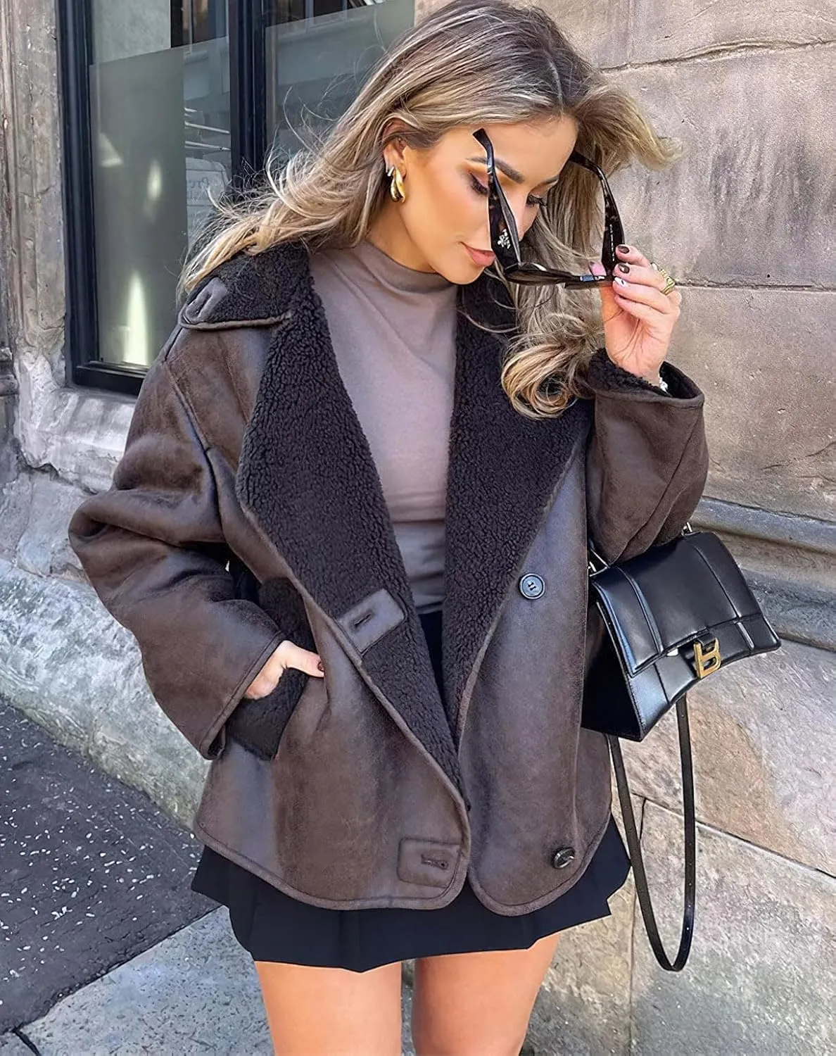 chouyatou Women's Winter Sherpa Lined Faux Leather Jacket Casual Motorcycle Oversized Leather Jacket