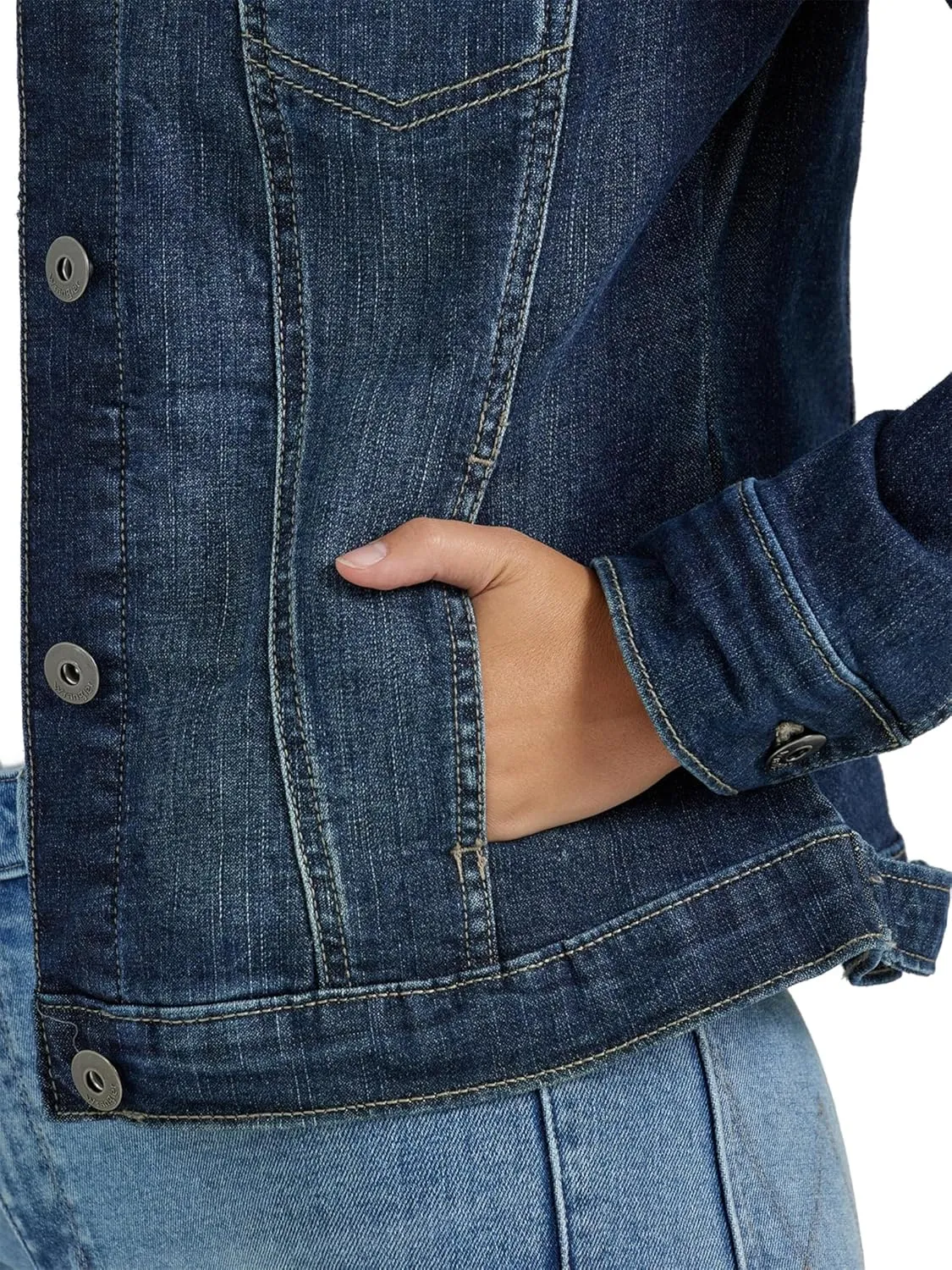 Cropped Denim Jacket for Women Long Sleeve Basic Button Down Crop Jean Shacket Trendy Trucker Short Coat with Pockets