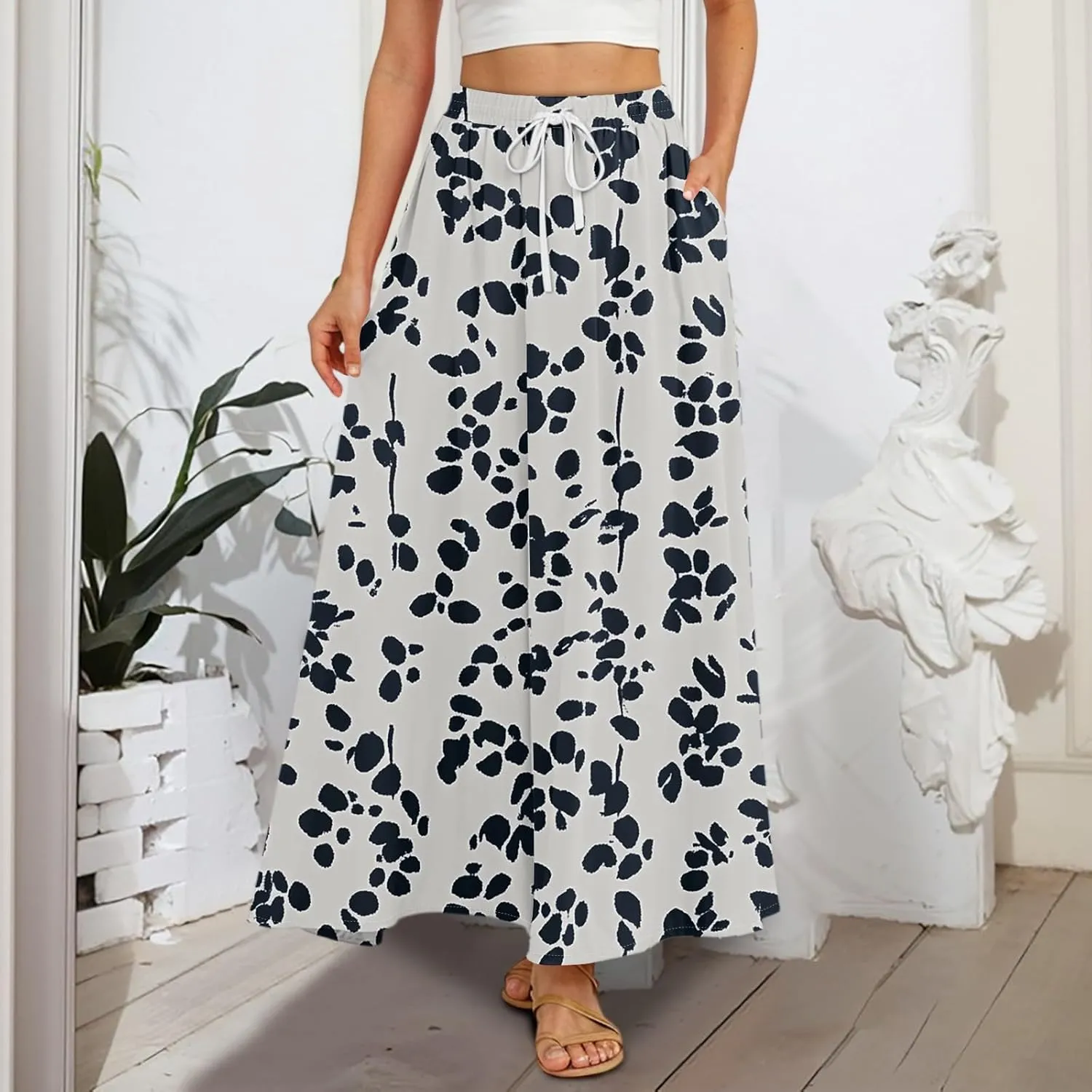 Maxi Floral Flare Skirts for Women 2025 Boho High Elastic Waist Long Flowy Smocked A Line Skirt Skort with Pockets
