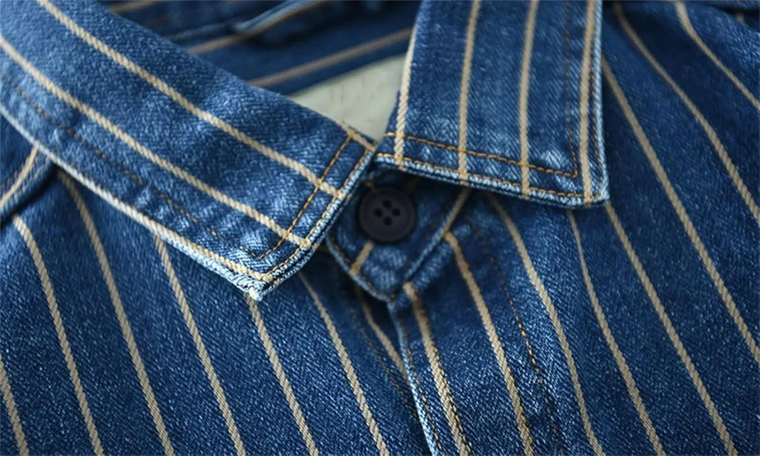 Men's Vintage Washed Denim Shirt Jacket Loose Vertical Stripe Long Sleeve Shirt Coat