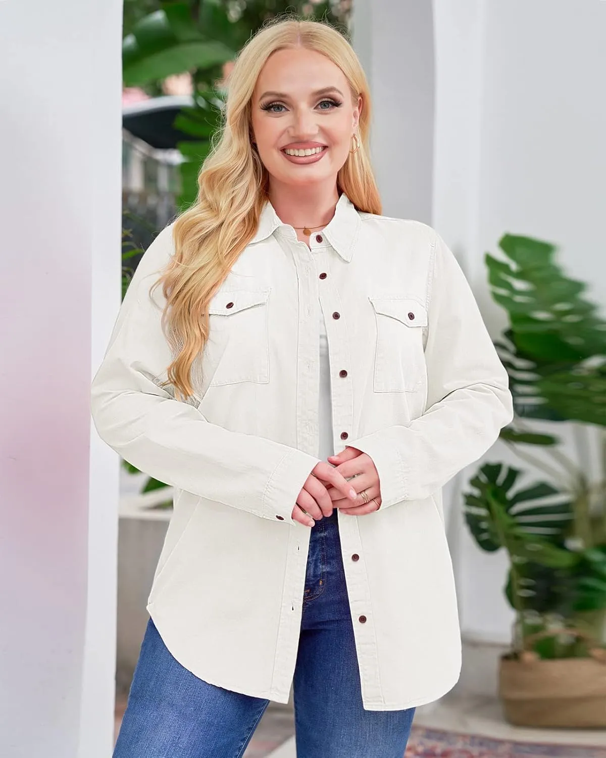 Vetinee Women's Button Down Denim Shirt Collared Casual Long Sleeve Pocket Tops