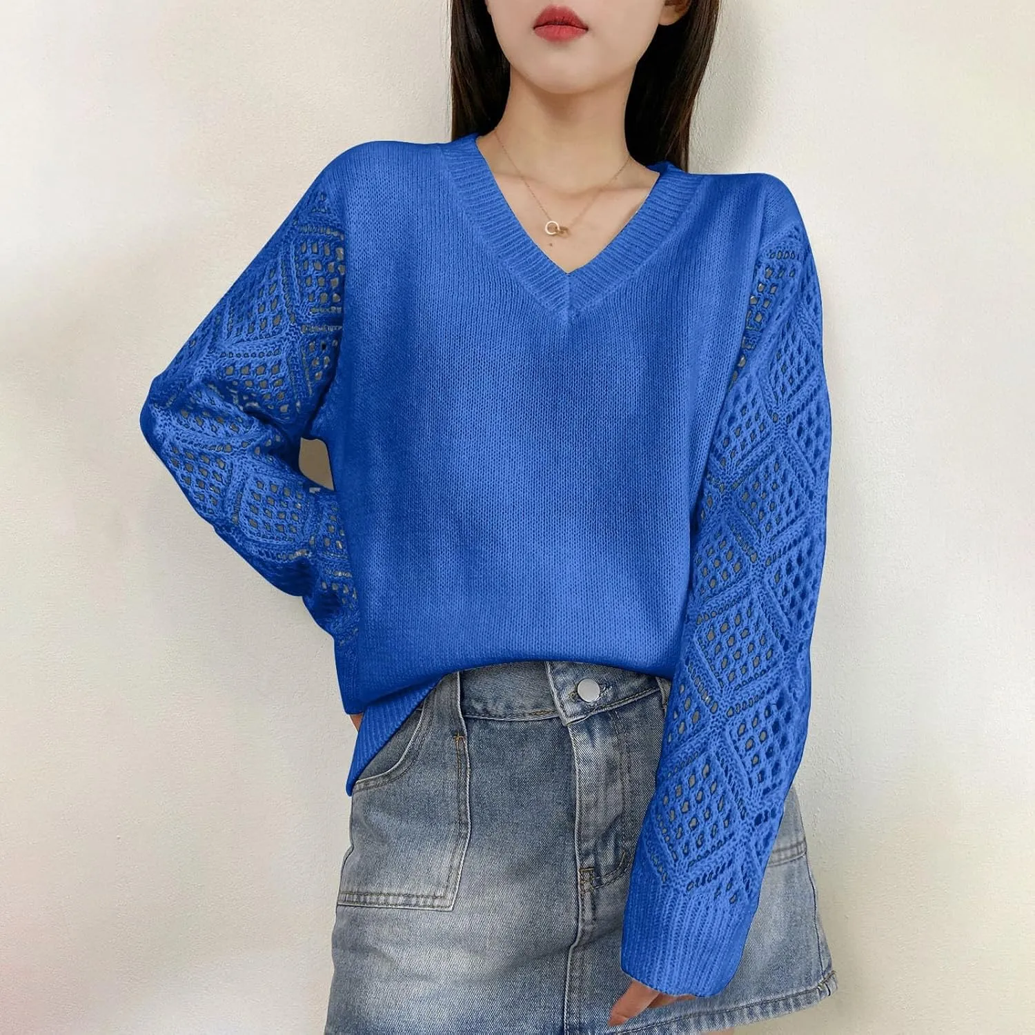 Women's Hollow Out Long Sleeve Sweater Casual V-Neck Chunky Knit Sweater Lightweight Pullover Sweater Fashion Design